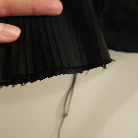 Celyn B. Fitted Waist coat. Size 40 EU or Size 8. Preloved. - Picture 9 of 13